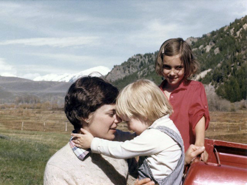1970s in Idaho with mom Julie Holmquist and sister Allison, Holly in back 