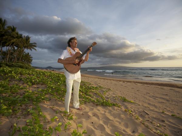 International Guitar Night with Jim Kimo West