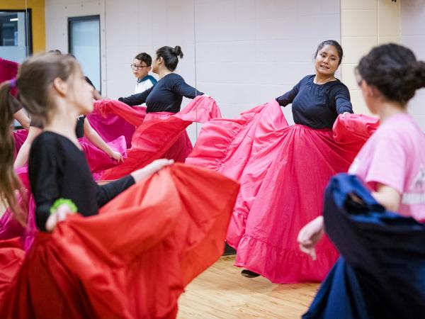 Bilingual Youth Mexican Folkdance Workshop